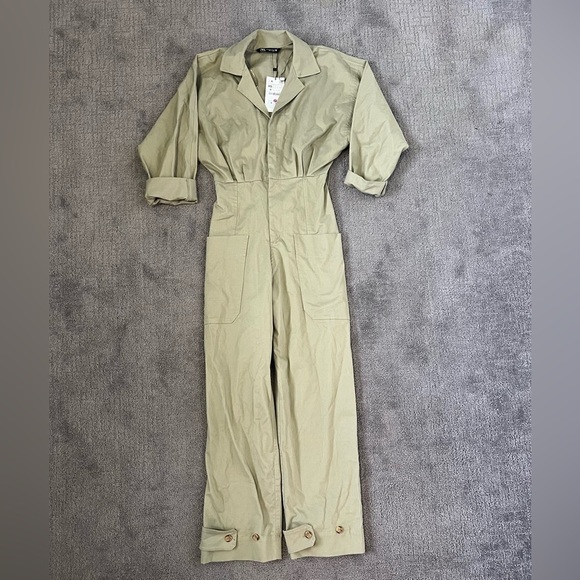 Zara Khaki Green V-Neck Belted Oversized Utility Jumpsuit - Picture 4 of 9